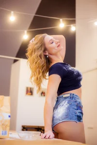 Milf_Tea Beauty kitchen Immagine  7