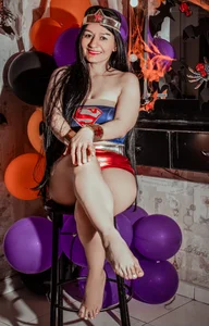 AllysonMilf69 WONDER WOMAN 🤩 Pic 4