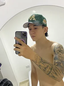 Sacro_sex Public Pic 6