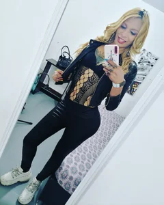 Hello love welcome de flaquita_corall  4 Imagens