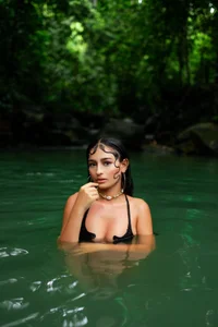 Ary-18 I love playing in the lake Pic 2