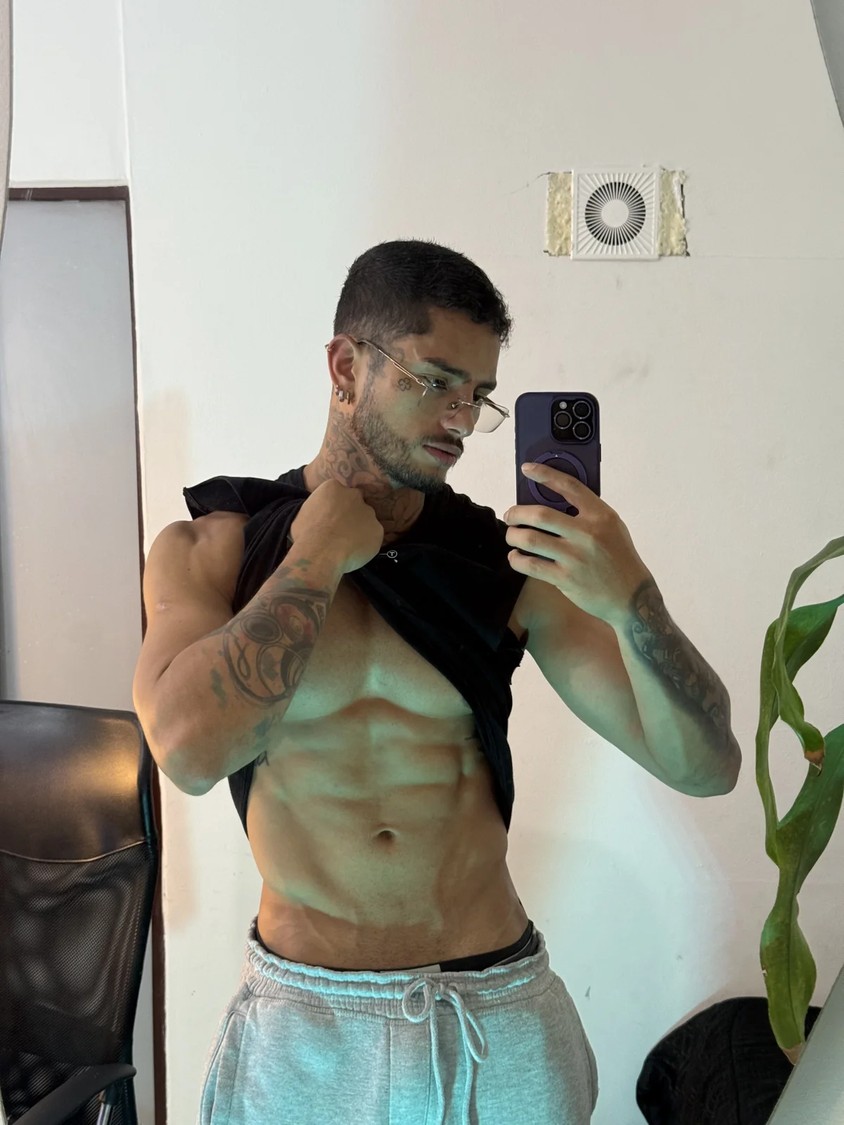 Alanrodgers 님의 트렌드 중인 사진  3589개