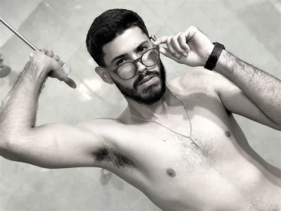 Justyn_Torres kullanıcısının LET´S TO TAKE A SHOWER? albümü -  2 fotoğraf