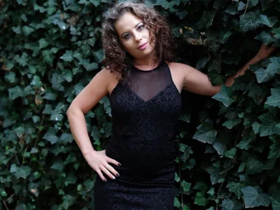 PetiteAlyssa Garden photos Pic 4