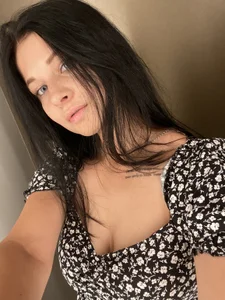 _Anna_cutie_ Public Εικόνα