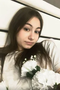 DaynaMacha Your favorite flower❤️ Pic 3