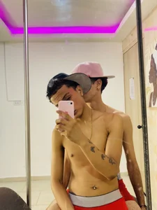 KING_BOYS2026 Liam and Sebas 🍓 Pic
