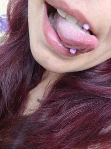 Kinky_hairy_pussy Public slika