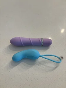 aarosteev2 love my toyz :)  2টি ছবি