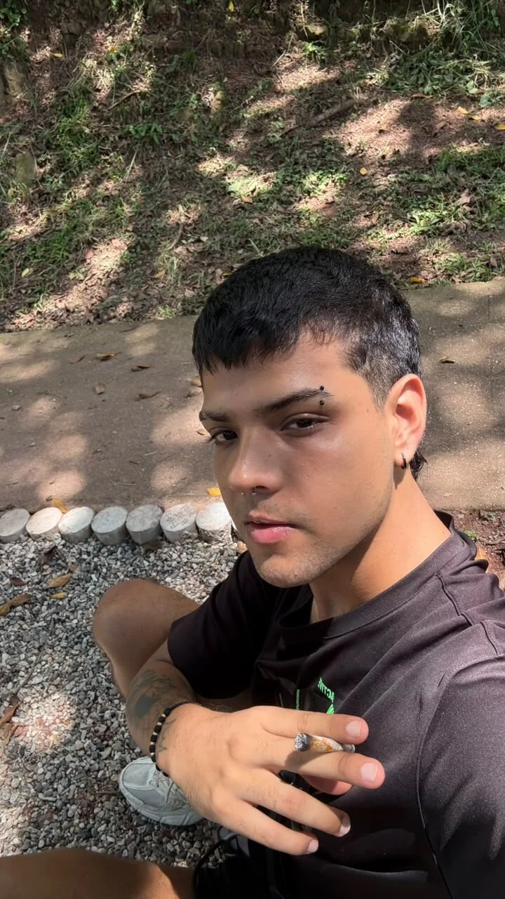 Foto em tendência de Clarentz 373