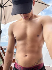 _Alex_Colton Public Foto