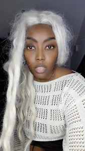 VenezuelaLuxeNoir Tiny steps Pic 5