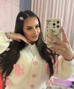 AlmaLuv Public  8টি ছবি