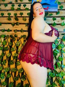 NaomyPrinces Filling of much love Bilde 2