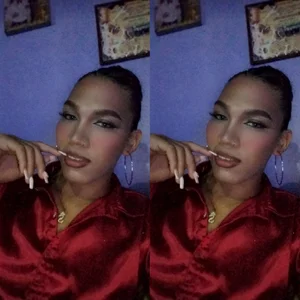 Sara-Smith-のNew Year's Eve ❤️🍷🥀の枚の写真