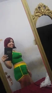 Meu corpo todo 🧚🏽‍♀️ de sereiaametista  2 photos