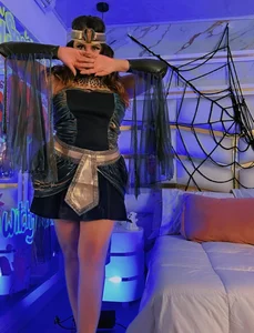 AbiggailMonroeの🐍QUEEN OF NILE🐍の 2枚の写真