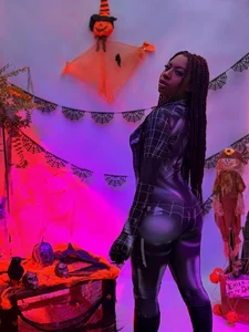 Raquel_jones Kiss Me, Spider🎃 Pic