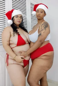 TiffantyAndStacy kullanıcısının starting the most beautiful month albümü -  5 fotoğraf