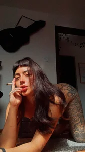 6Briela9_ Happy sunny morning papi 🥴 Wanna come? Billede 2