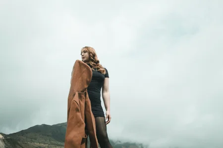 Katalina_Evans: at the top of the mountain 😈🍒🌠 ( фото)