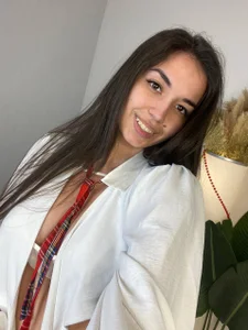 EmmyNoel Feeling alive 🌸 Immagine 