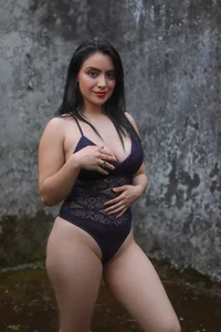 IsabellaaJoness RANCH Immagine  5