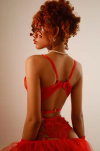 Aprillbrunette irresistible brunette 😈 Pic 2