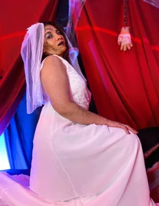 Serena_Houstonn Bride Halloween Pic 7