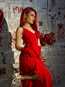 lanablacke_ san valentin 💖💋 টি ছবি