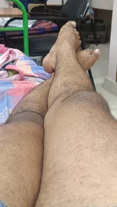 yoursexslave05 Public Pic 5