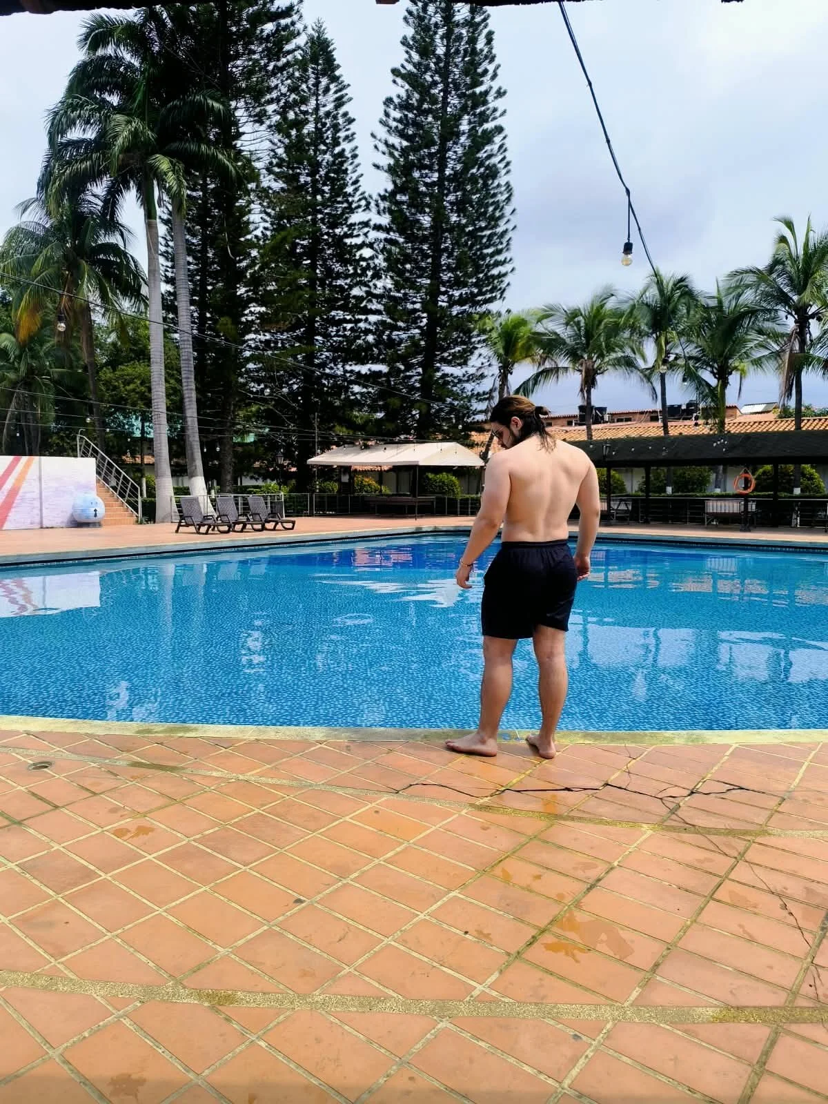 Derek_Vow Public Gambar