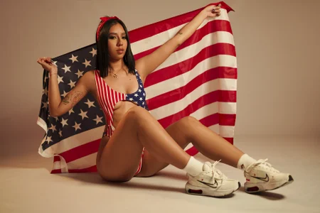 MissSussy happy independence day ❤️🤍💙 зображення 3