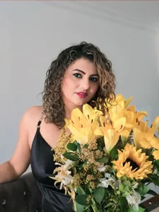 Nataly_Foley Public Pic 4