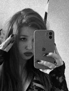 juli_kisss Public Pic 2