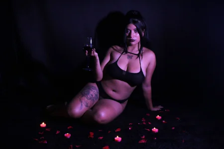 Alexa_Espinoza A toast to Valentine's Day Pic 3