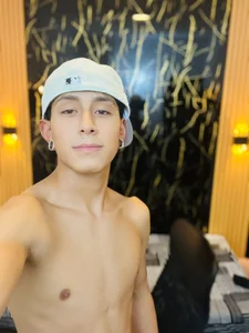 Public de Erick_Damon  3 Imagens