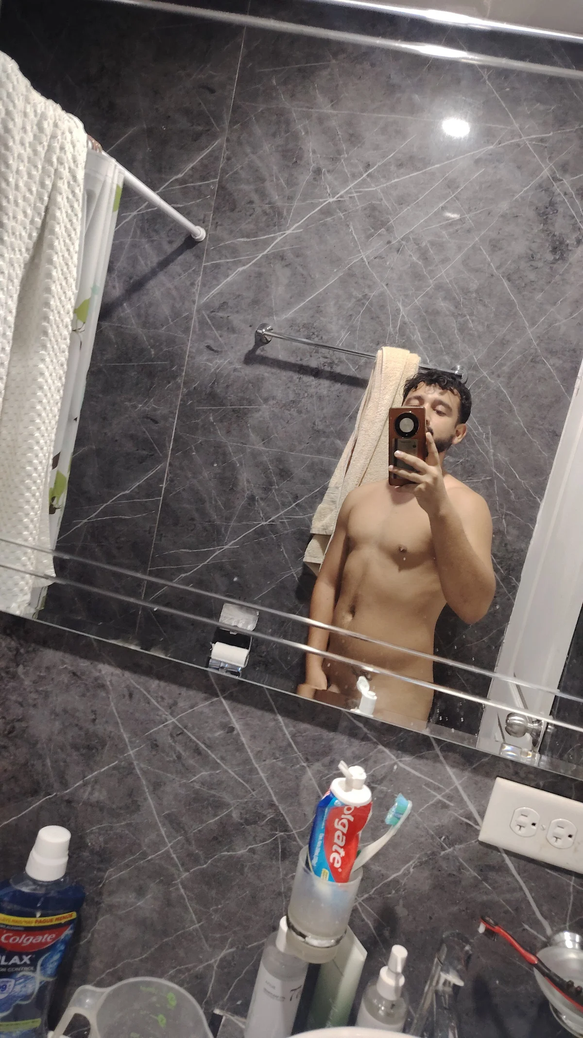 Трендове зображення  1071 Hostdandy