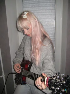 DanielleMyers Public Foto 2