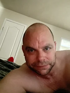 misterbailey0517 Public Foto 3