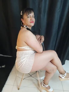 clara_heat If you came this far, it's because you want more 💕 Pic 3