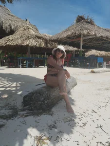 valeria_teikuの“Golden days, calm soul”の 9枚の写真