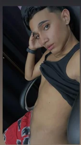 Public de Morgan_Bladee  3 Imagens