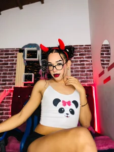 angelitasexxxhot Temptation Has a Shape 😈🍑 사진 4