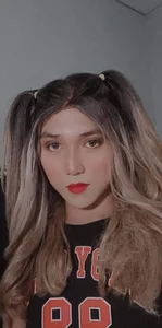 urlovelyfreya Public Foto 4