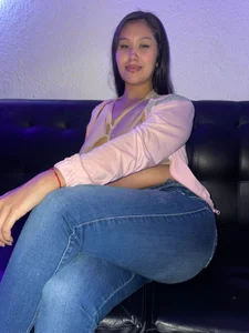 AnabelleJames__ Public Pic 3