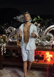 HickPietro Public รูป  3