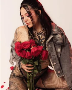 Kitty_ravee 😈Naughty & Inked💋 Pic