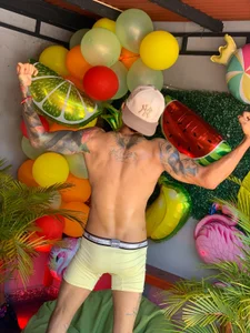 Summer! 🍍🍉🍋😋 de jonas_conor  3 Imagens