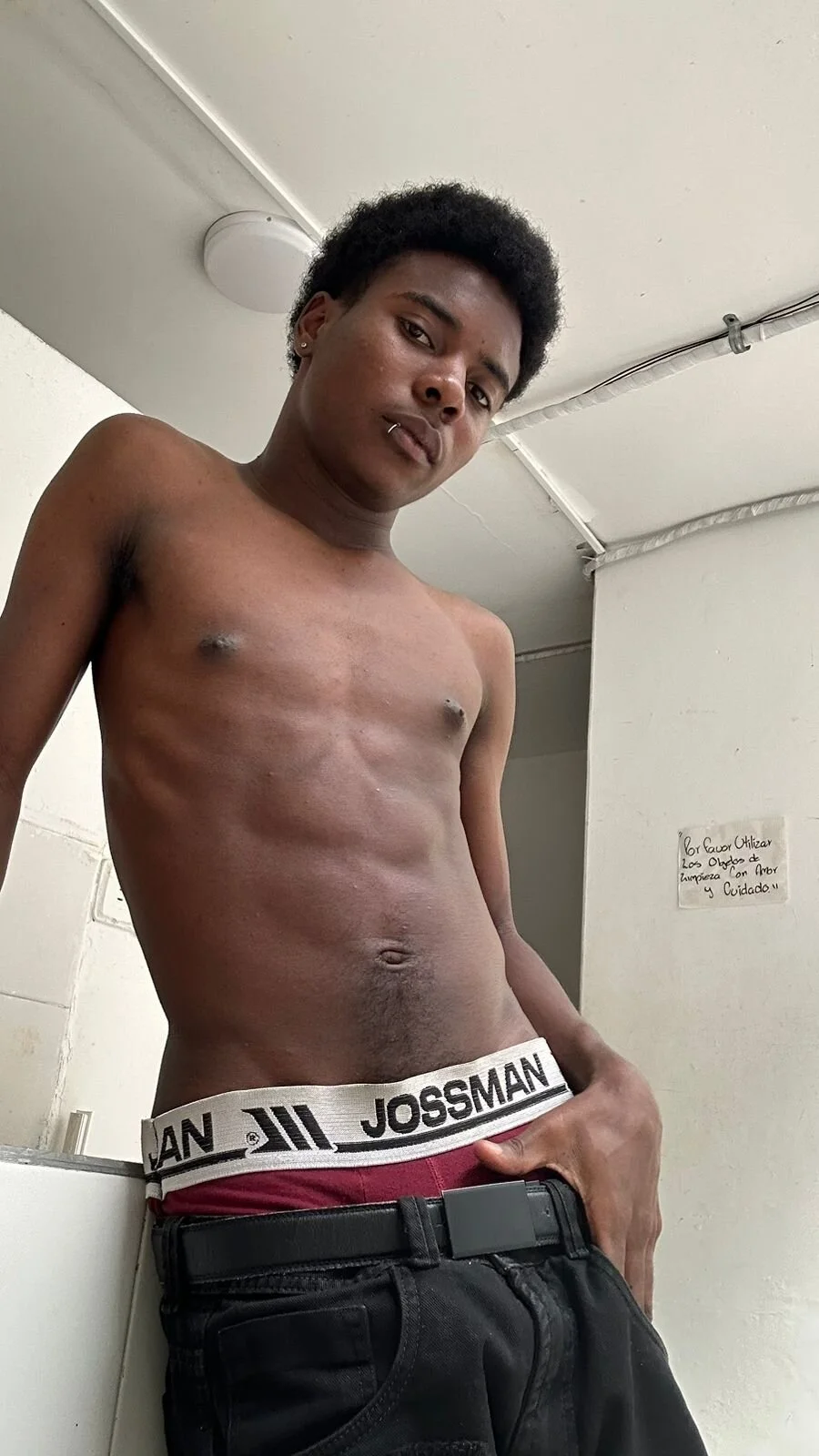 NoahJhonson69 Poză populară 7026